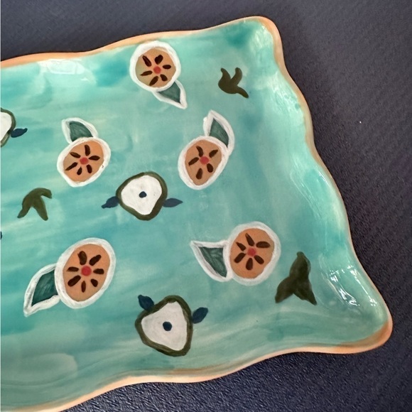 Hand painted large dish in style of Anthropologie ceramic butterfly flowers - Picture 6 of 9